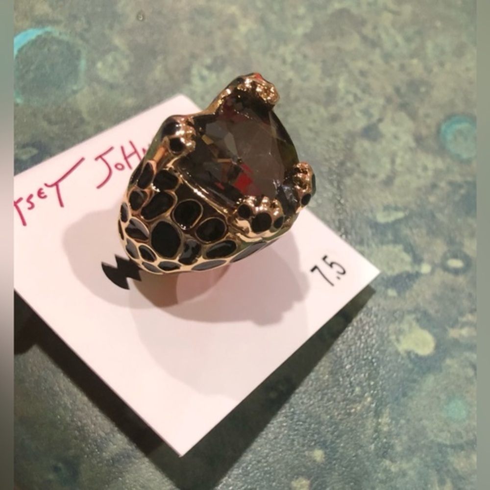 Betsey Johnson gold plated cheetah print paw encased black crystal gemstone ring